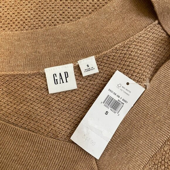 NWT ~ GAP V-NECK SWEATER SIZE S - Picture 9 of 10